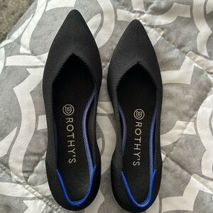 Women’s Rothy flats size 7.5